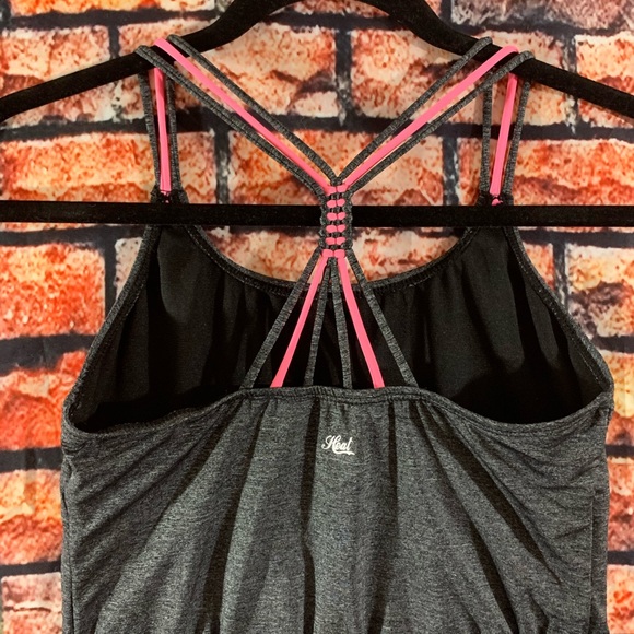 Heat Solids One Piece Swimsuit - Picture 3 of 5